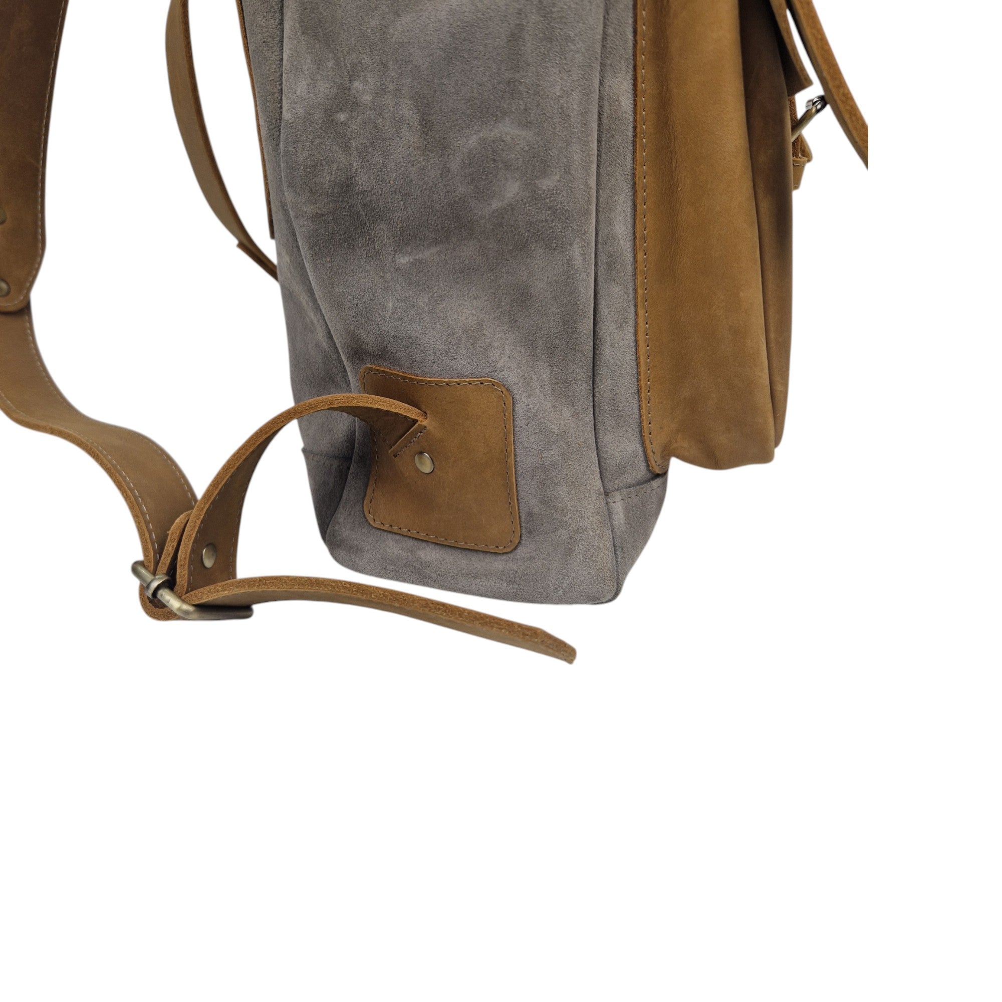 LEATHER BACKPACKS