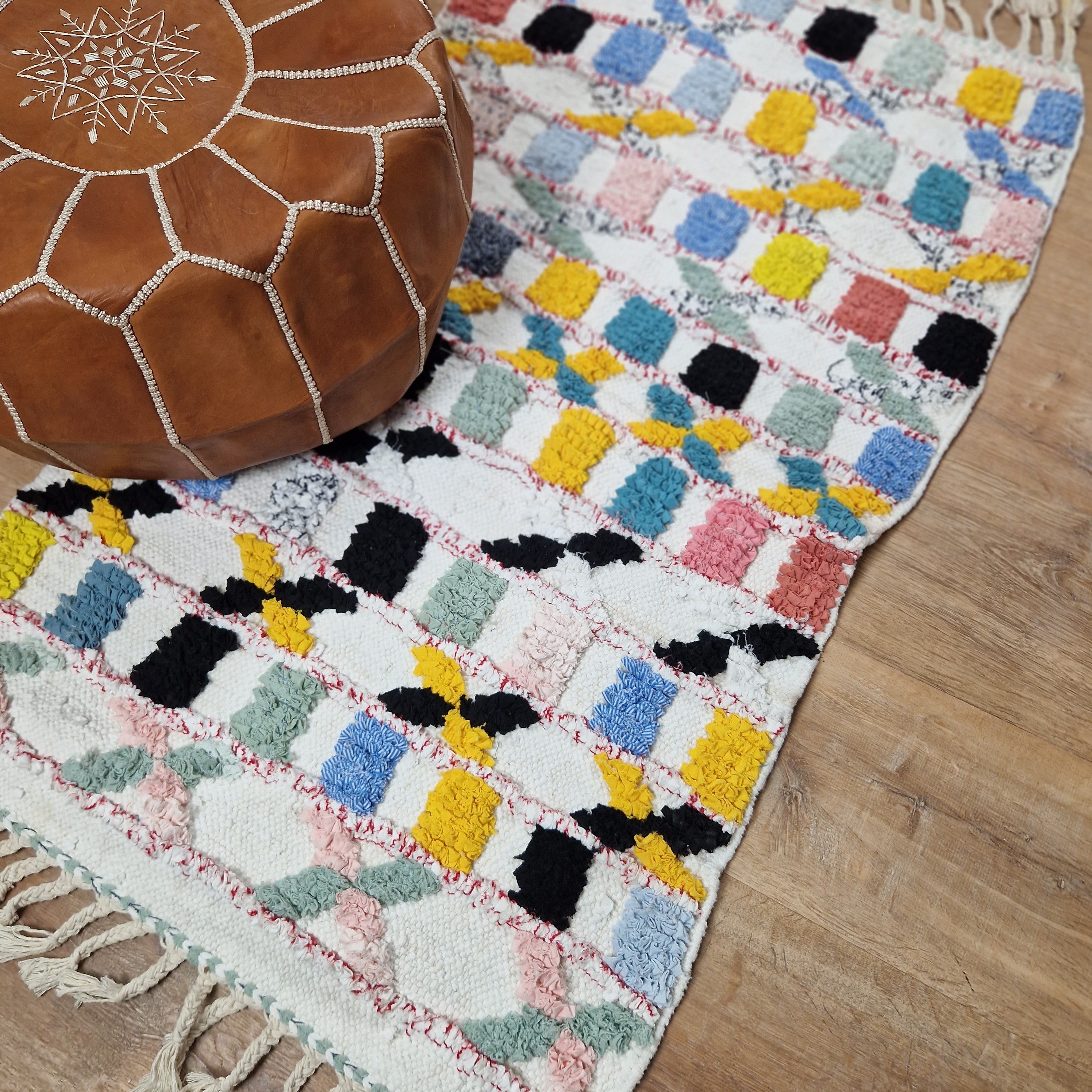 Moroccan Rug Boucharouit – Cotton 2’x 4’