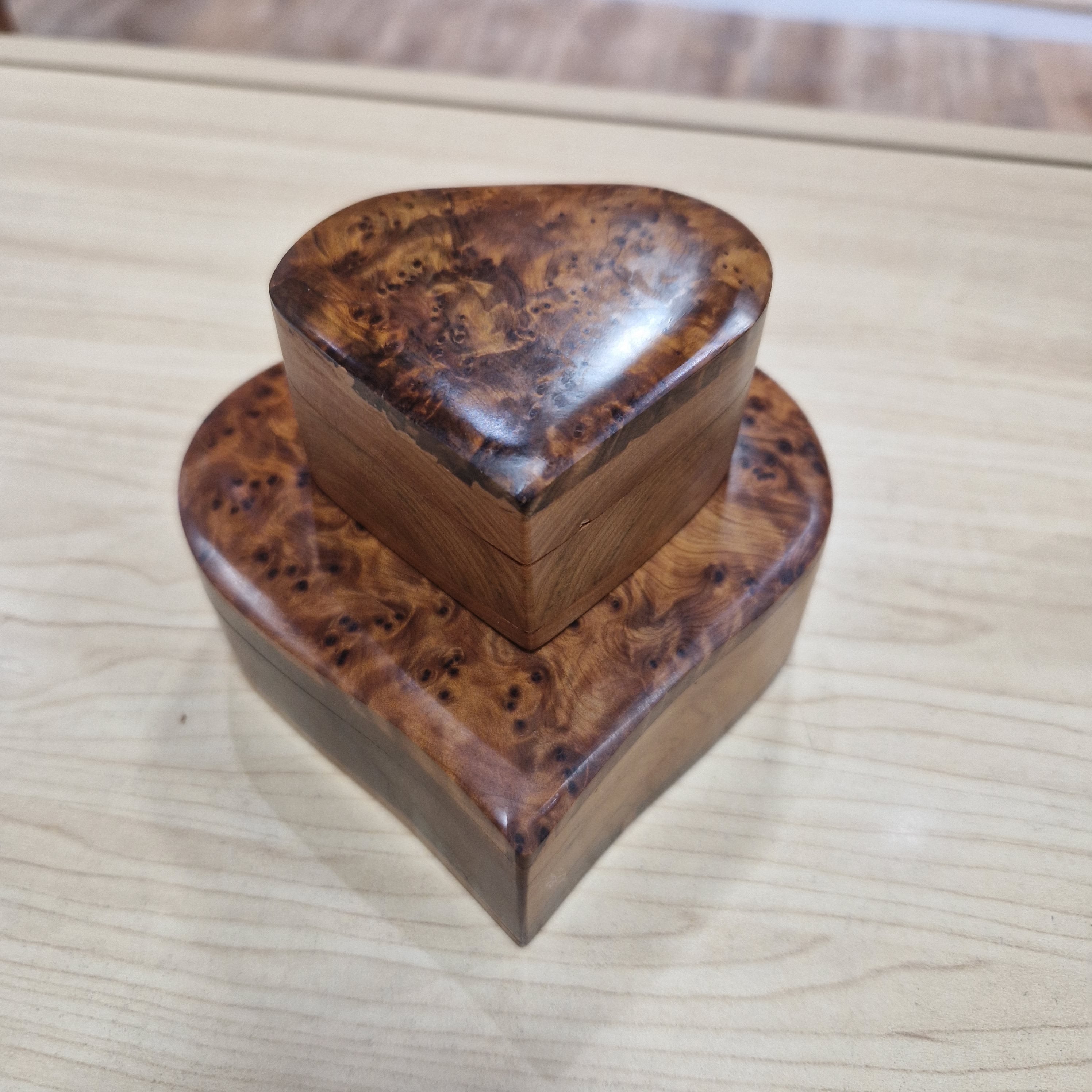 Thuya Wood Heart Ring Box, Romantic Gift